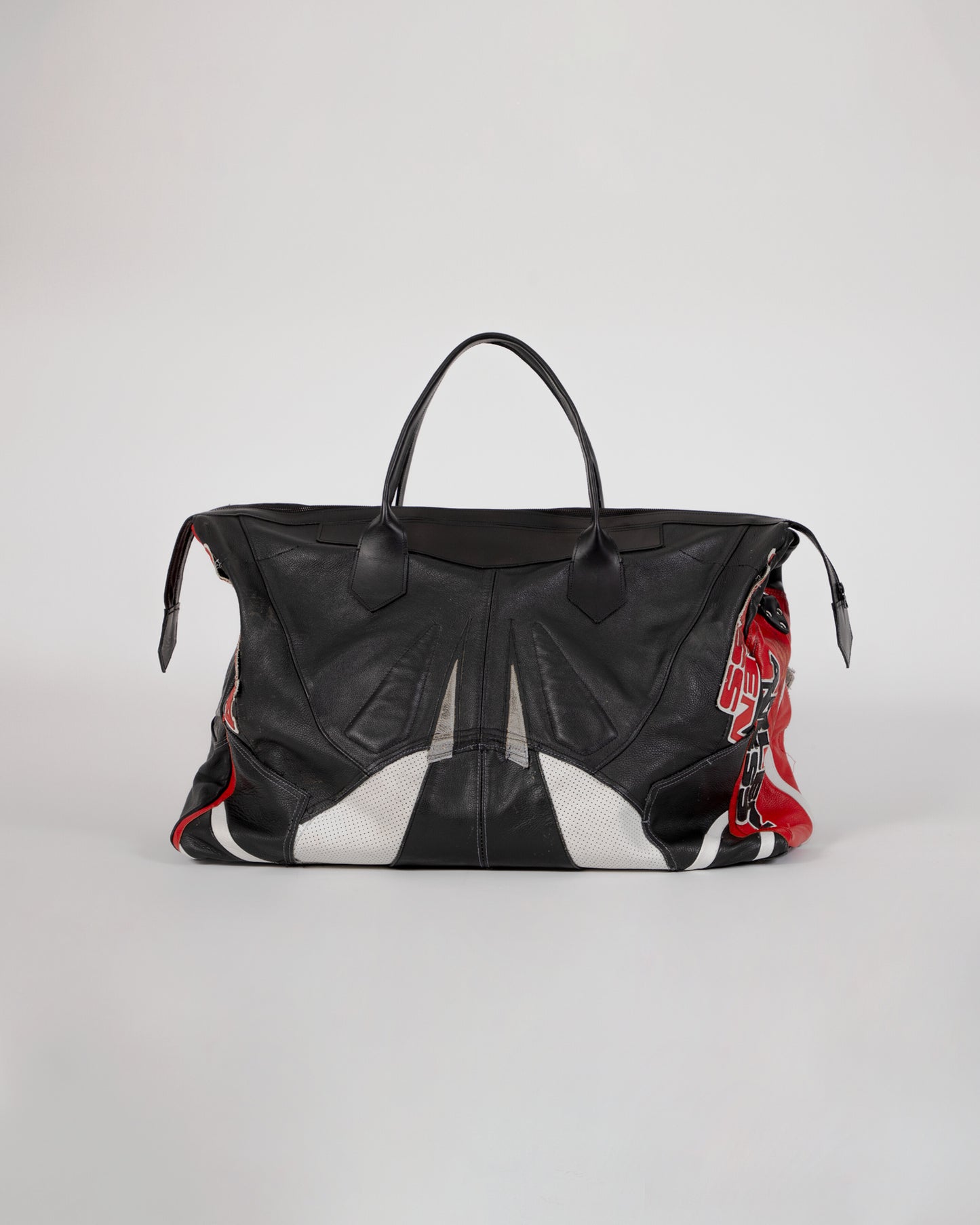 LEATHER TRAVEL BAG 8/9