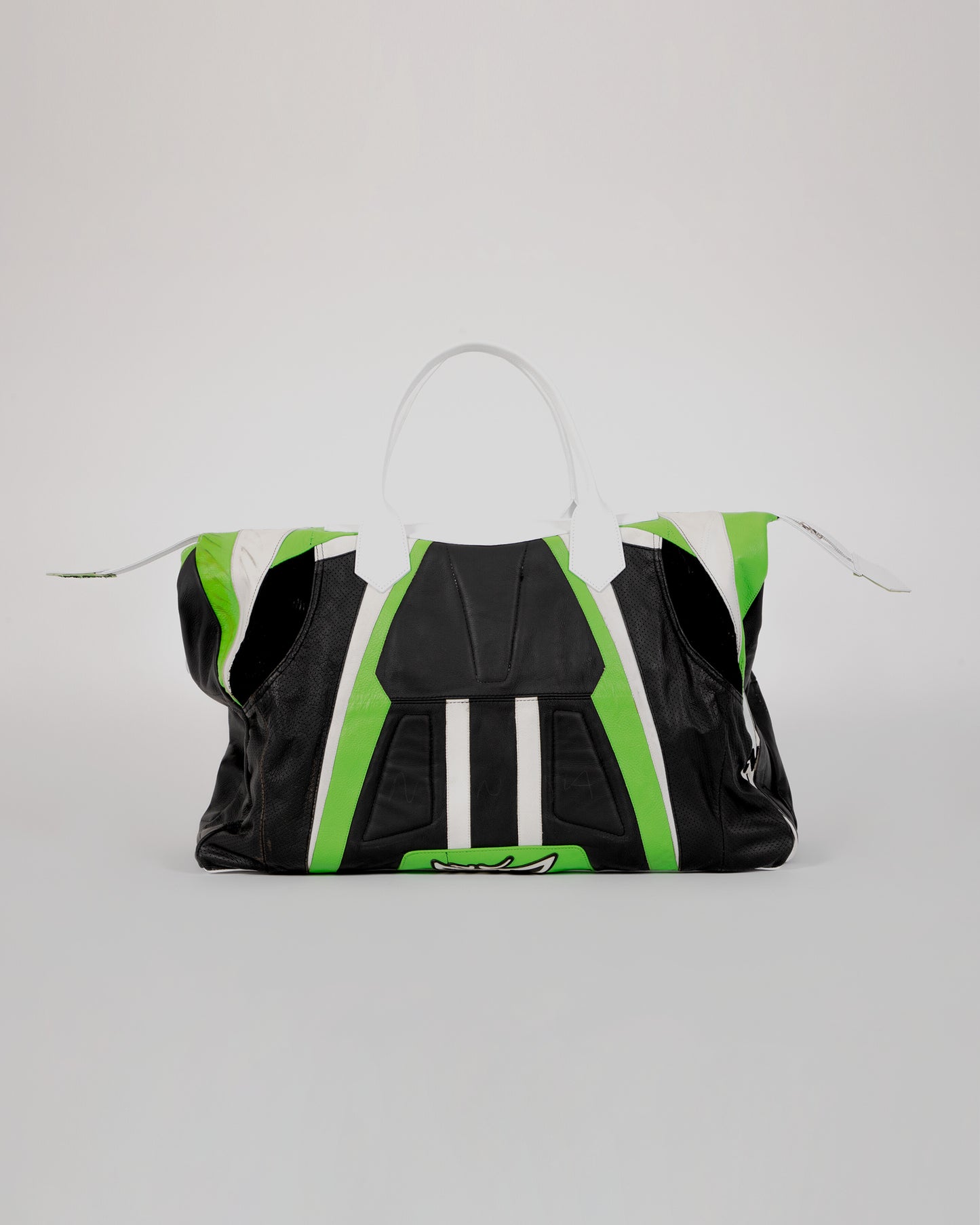 LEATHER TRAVEL BAG 6/9