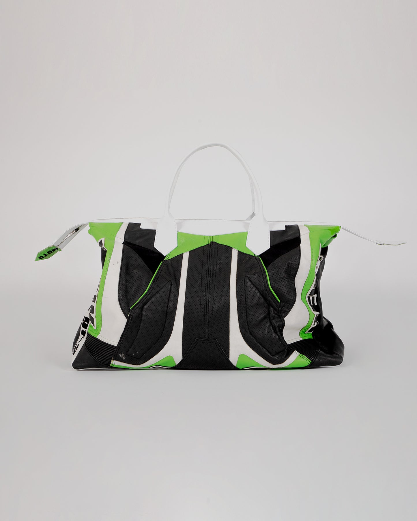 LEATHER TRAVEL BAG 6/9