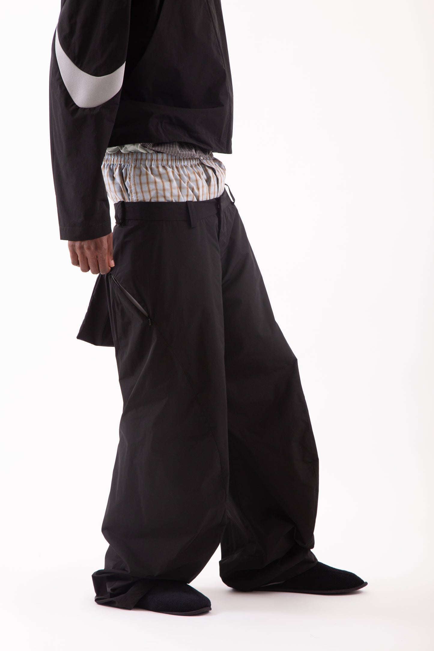 Curved Track Bottom [Black]