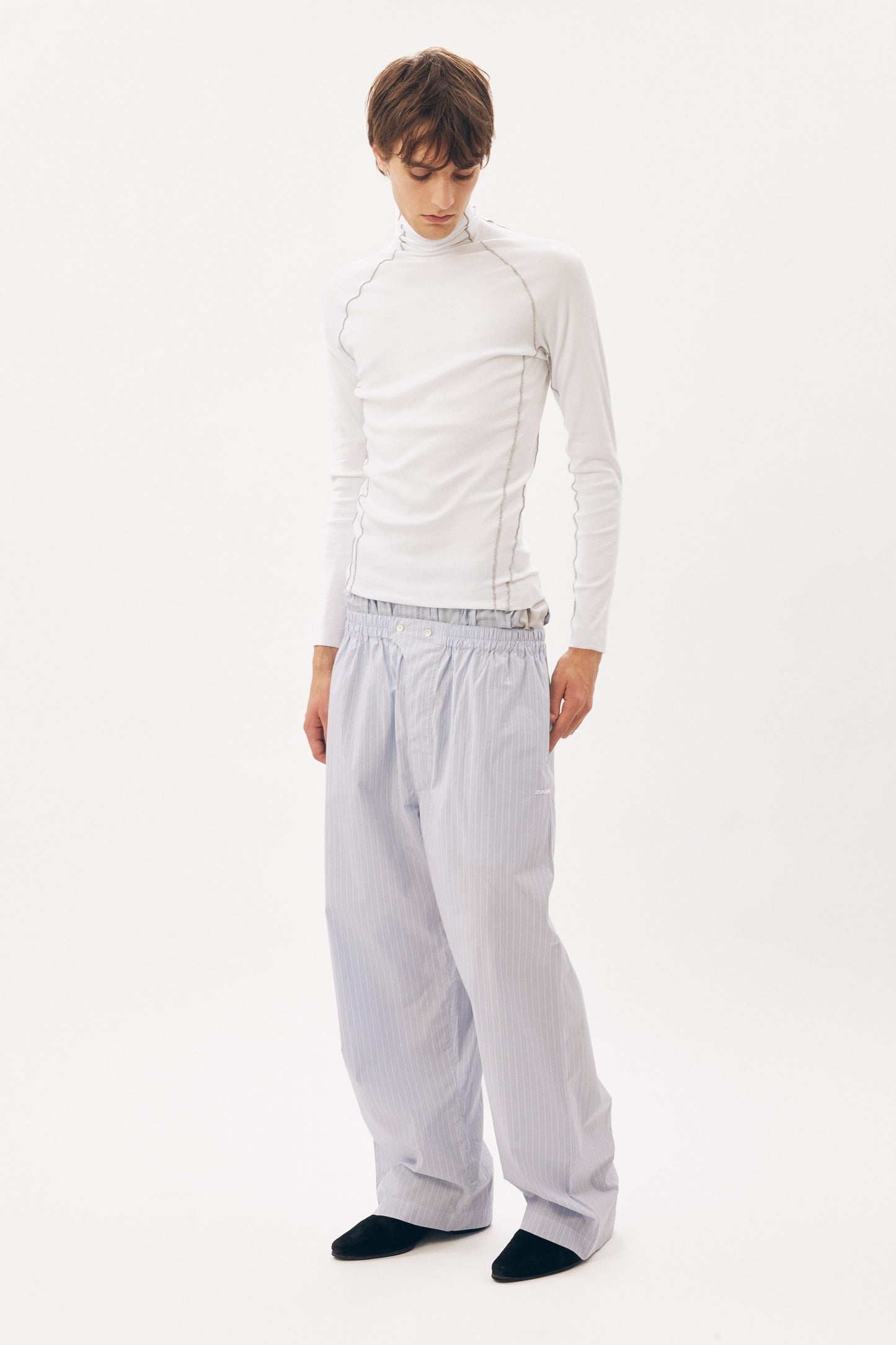 Under Garment Turtle Neck Top [White]