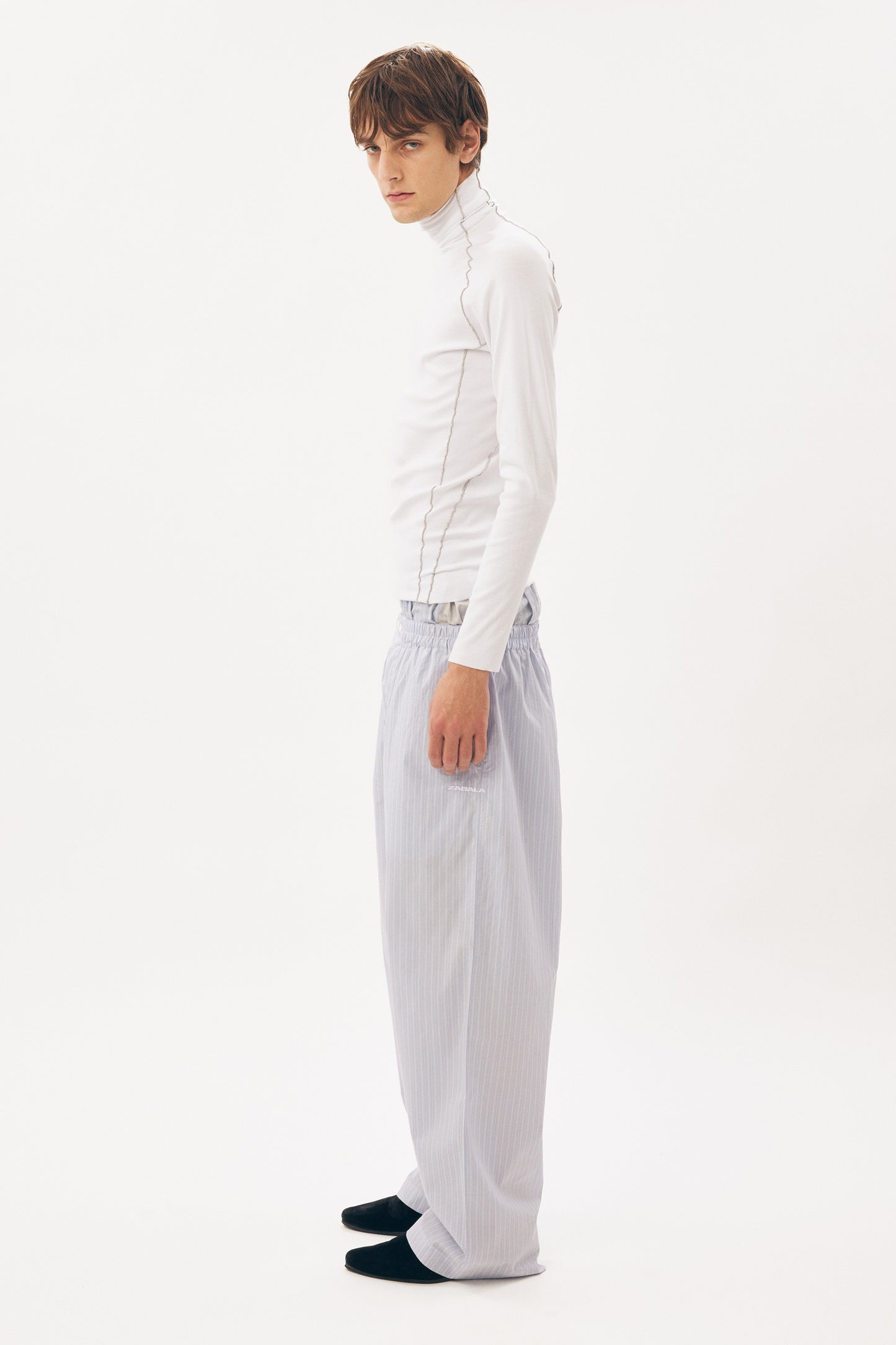 Under Garment Turtle Neck Top [White]