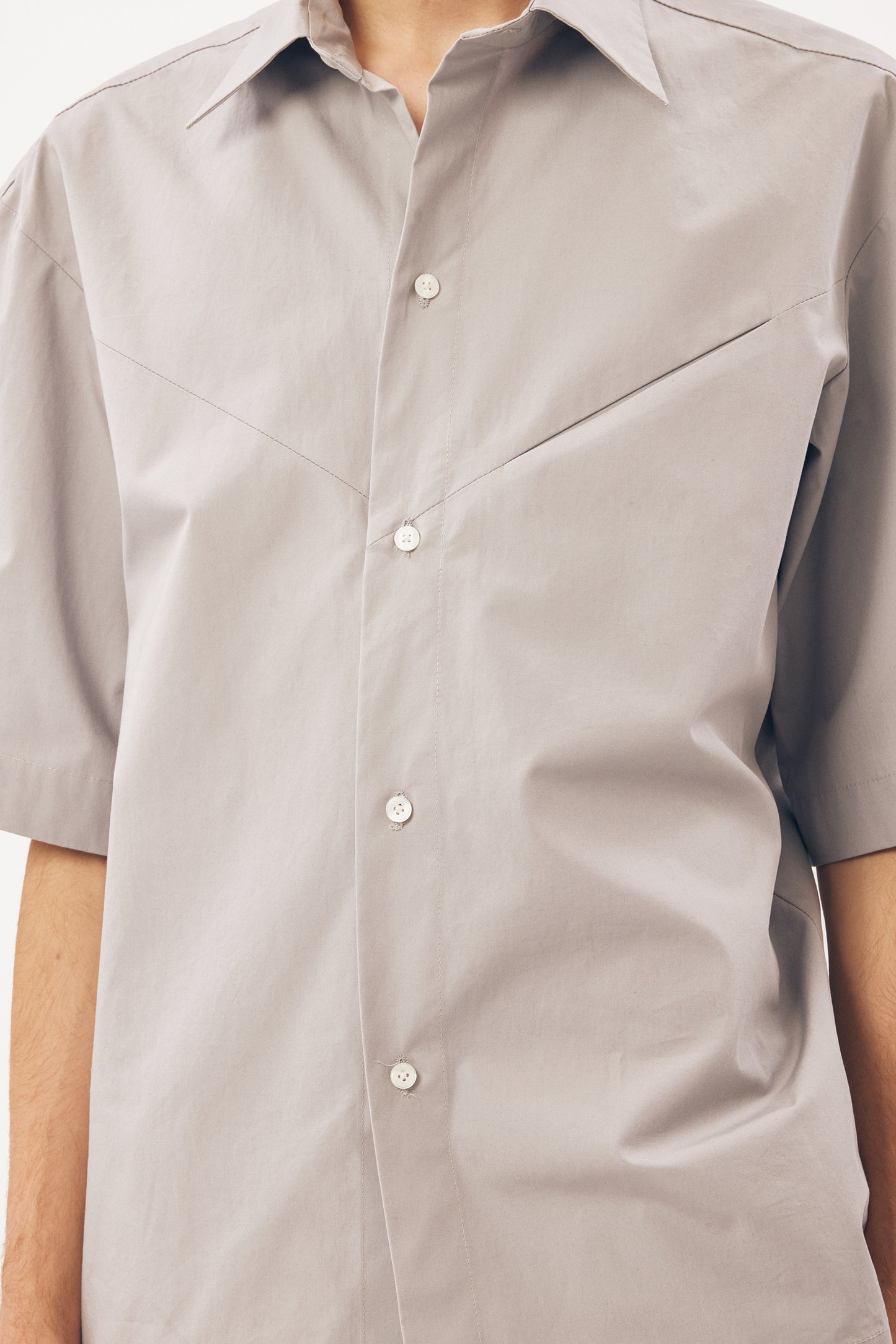 Short-Sleeve Shirt Slashed [Grey]